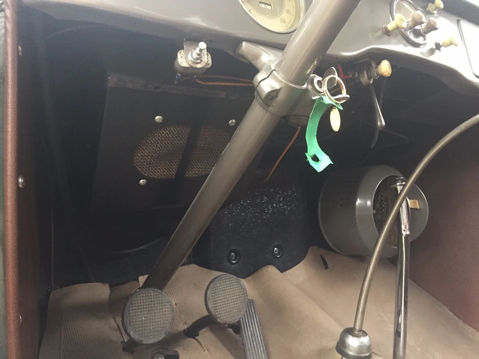 1935 Ford Model 48 & 68 - Image 18 of 31