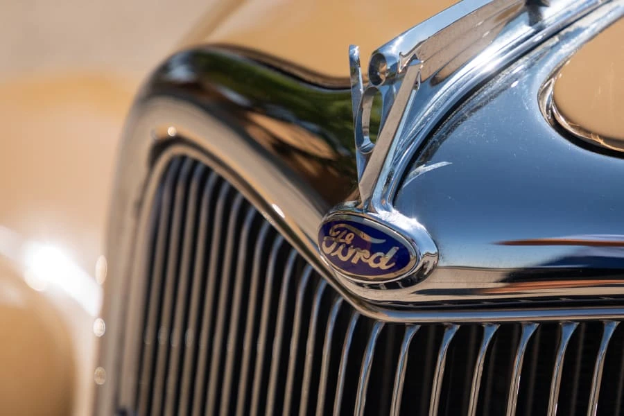1935 Ford Model 48 & 68 - Image 11 of 31