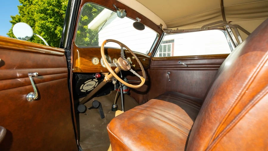 1935 Ford Model 48 & 68 - Image 4 of 14