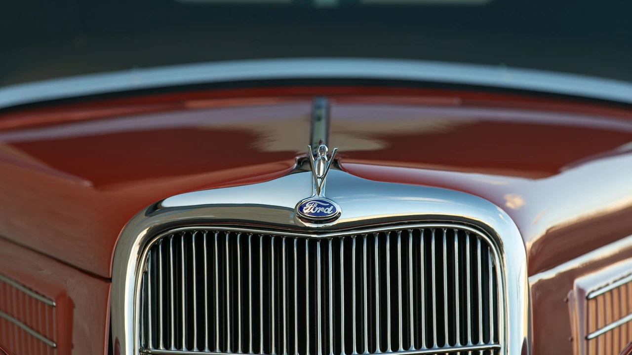1935 Ford Model 48 & 68 - Image 14 of 20