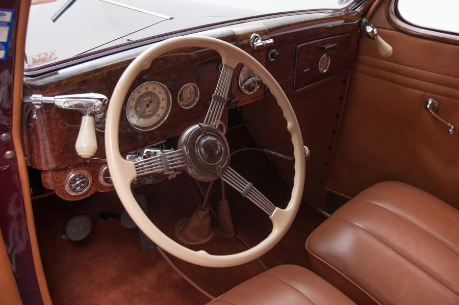 1935 Ford Model 48 & 68 - Image 10 of 12