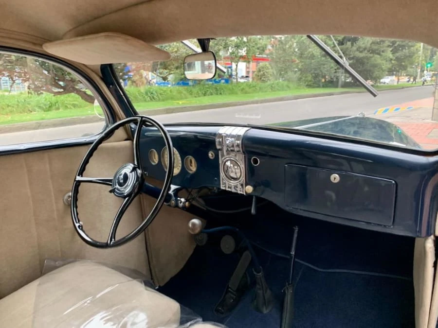1935 Ford Model 48 & 68 - Image 6 of 9