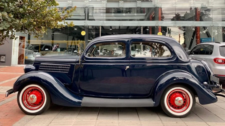 1935 Ford Model 48 & 68 - Image 2 of 9