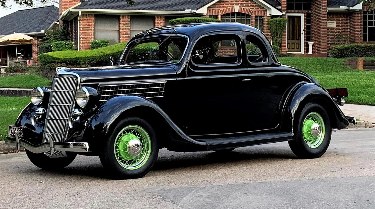1935 Ford Model 48 & 68 - Image 2 of 31