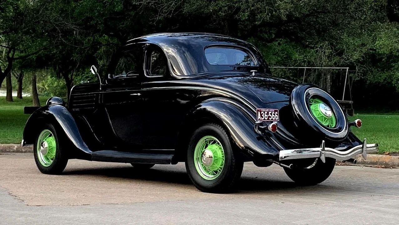1935 Ford Model 48 & 68 - Image 16 of 31