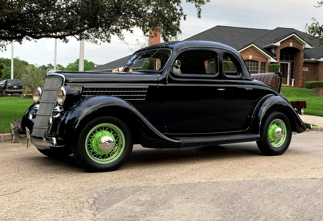 1935 Ford Model 48 & 68 - Image 24 of 31