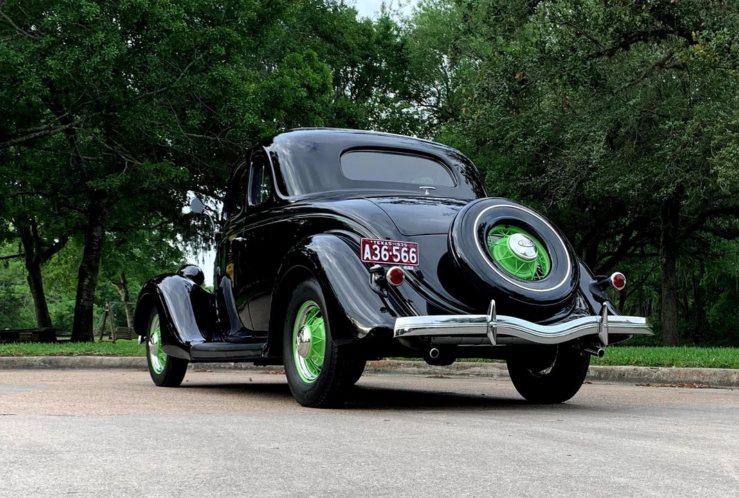 1935 Ford Model 48 & 68 - Image 13 of 31