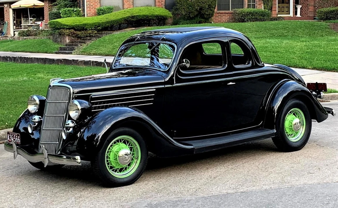 1935 Ford Model 48 & 68 - Image 1 of 31
