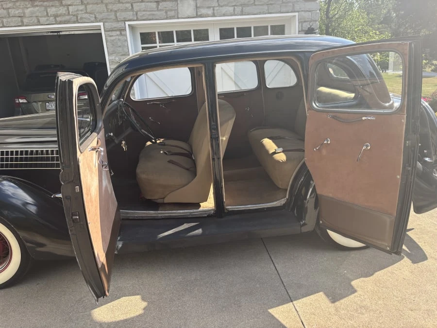 1935 Ford Model 48 & 68 - Image 11 of 13