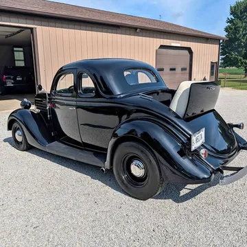 1935 Ford GT Coupe 2D