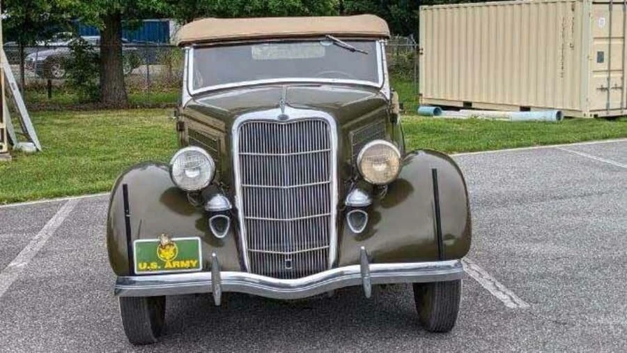 1935 Ford Model 48 & 68 - Image 3 of 4