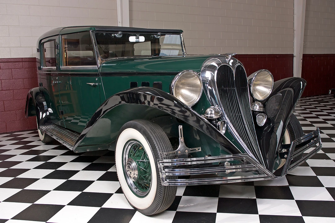 1935 Ford Model 48 & 68 - Image 3 of 3