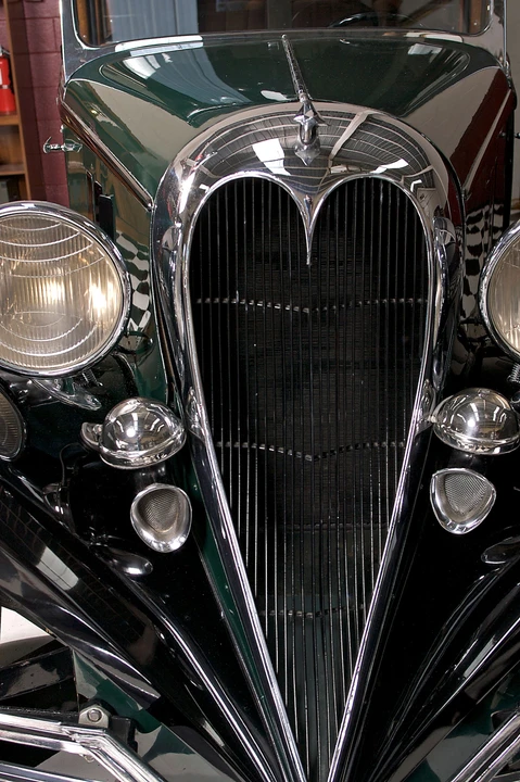 1935 Ford Model 48 & 68 - Image 2 of 3