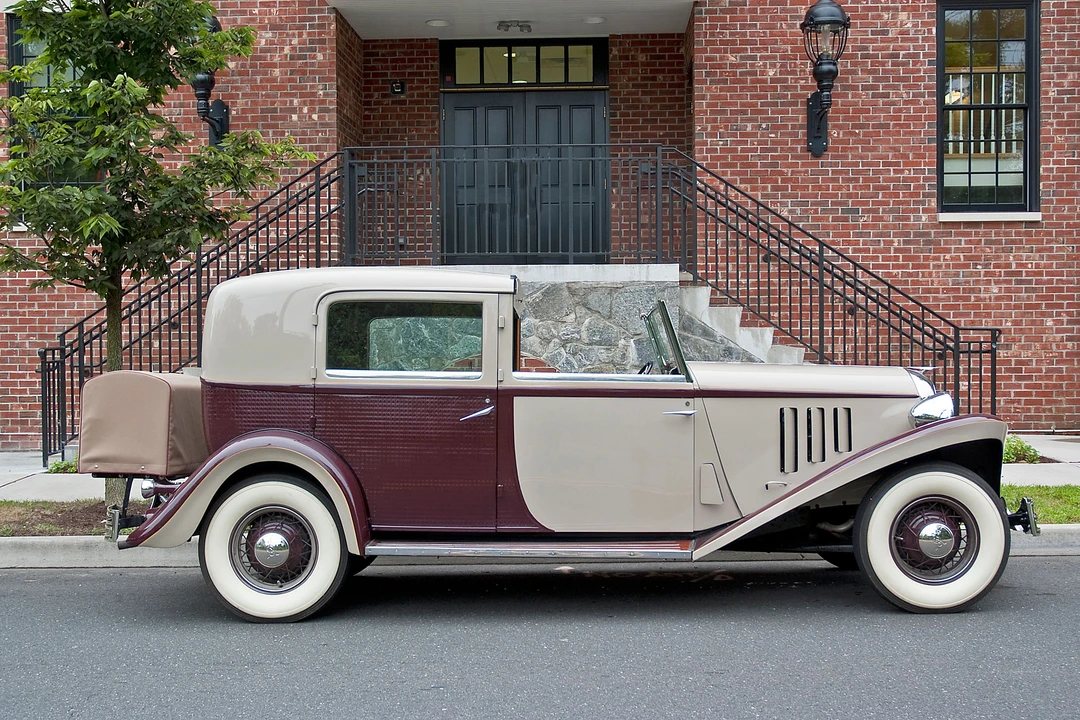 1935 Ford Model 48 & 68 - Image 2 of 5