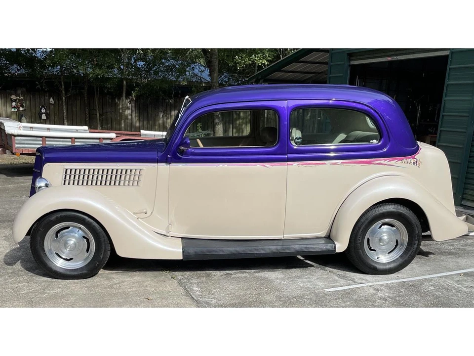 1935 Ford Model 48 & 68 - Image 5 of 14