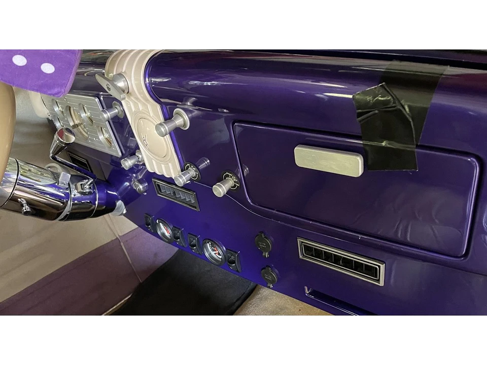 1935 Ford Model 48 & 68 - Image 11 of 14