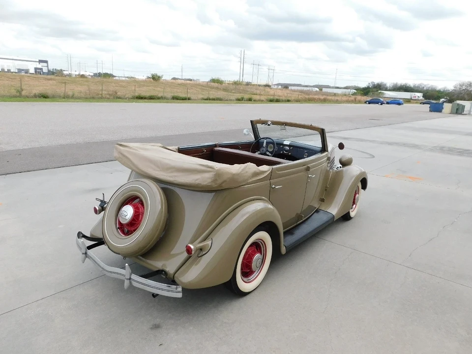 1935 Ford Model 48 & 68 - Image 10 of 12