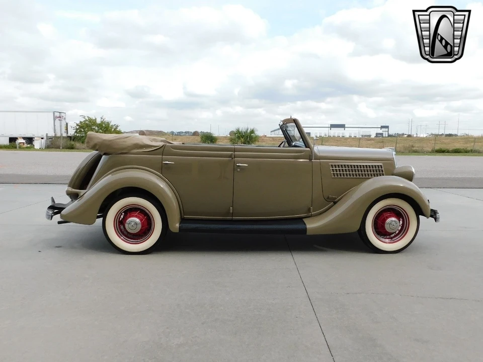 1935 Ford Model 48 & 68 - Image 4 of 12