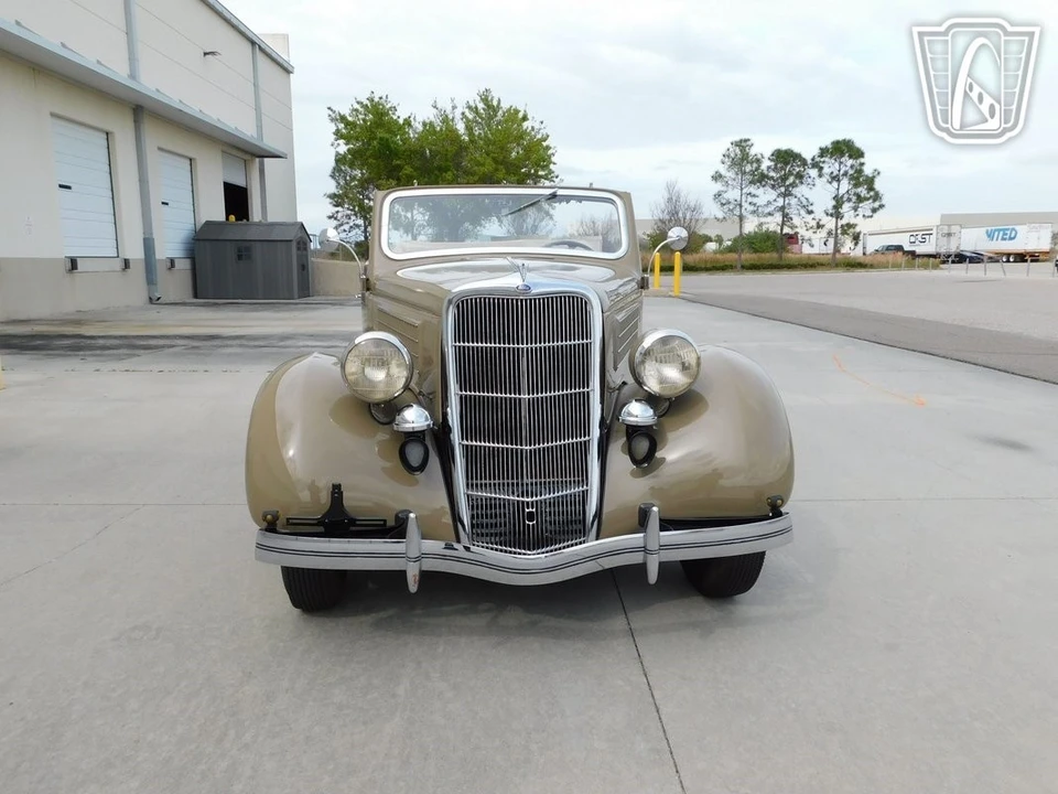 1935 Ford Model 48 & 68 - Image 3 of 12