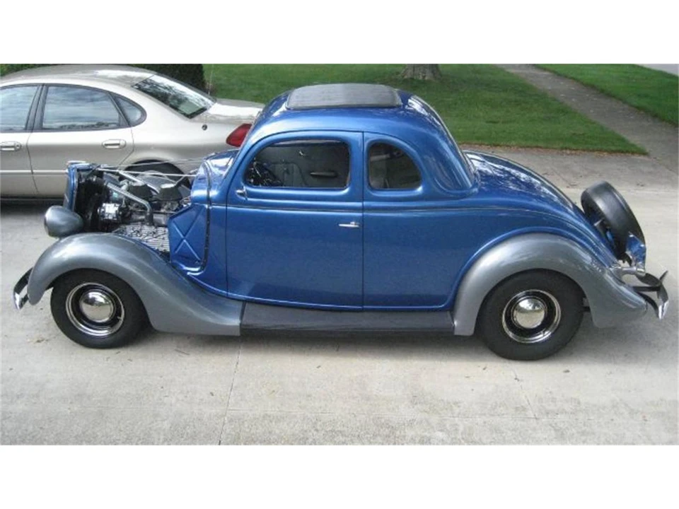 1935 Ford Model 48 & 68 - Image 2 of 9