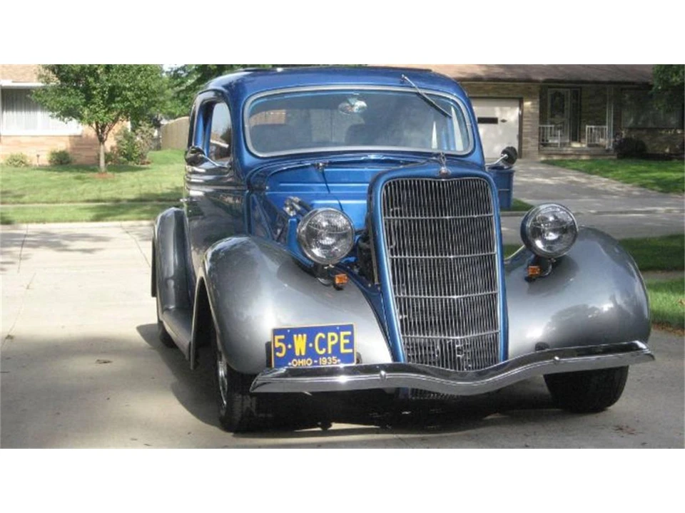 1935 Ford Model 48 & 68 - Image 4 of 9