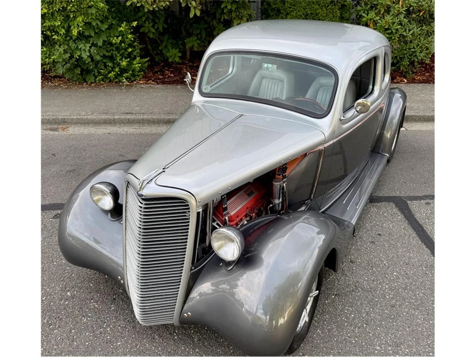 1935 Ford Model 48 & 68 - Image 10 of 31