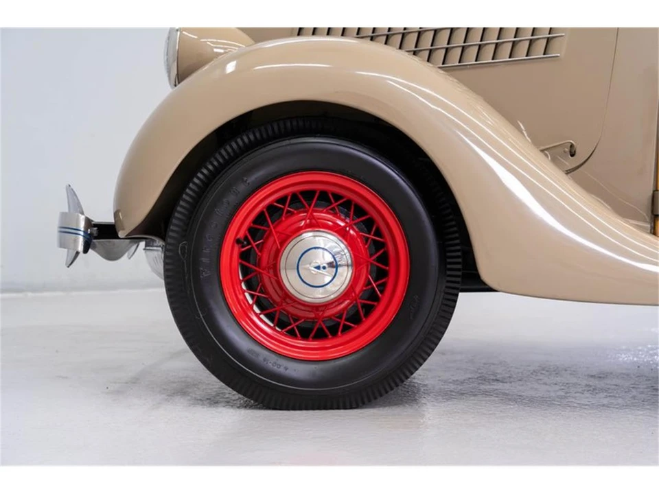 1935 Ford Model 48 & 68 - Image 29 of 31