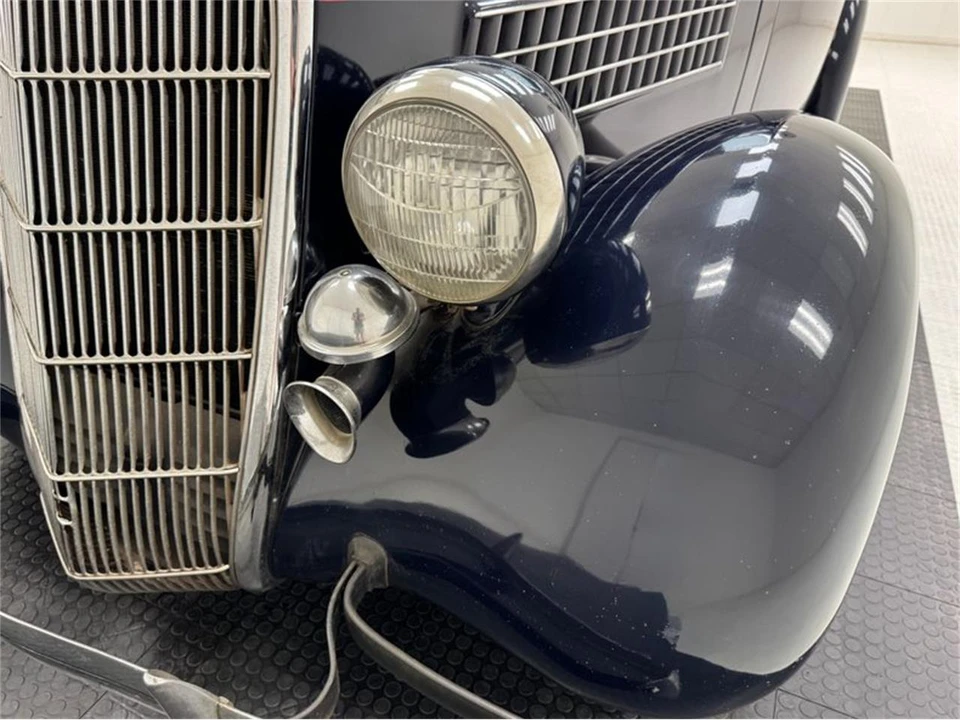 1935 Ford Model 48 & 68 - Image 11 of 31