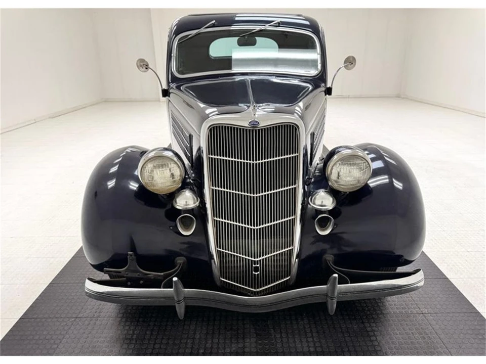 1935 Ford Model 48 & 68 - Image 8 of 31