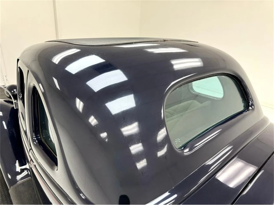 1935 Ford Model 48 & 68 - Image 18 of 31