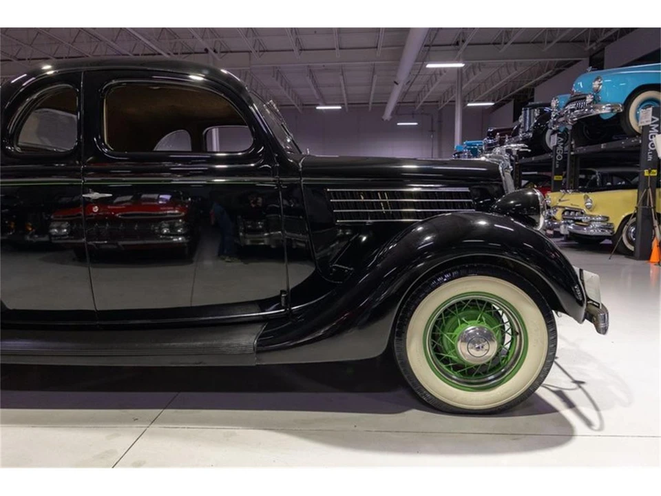 1935 Ford Model 48 & 68 - Image 27 of 31
