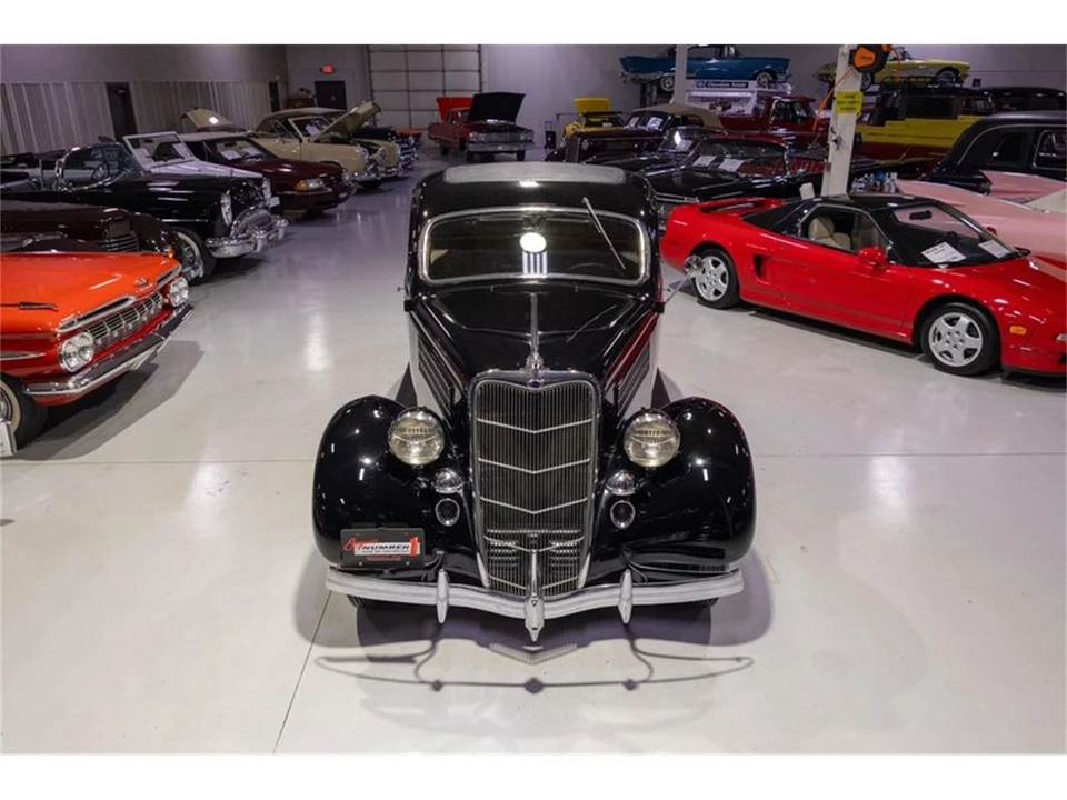 1935 Ford Model 48 & 68 - Image 6 of 31