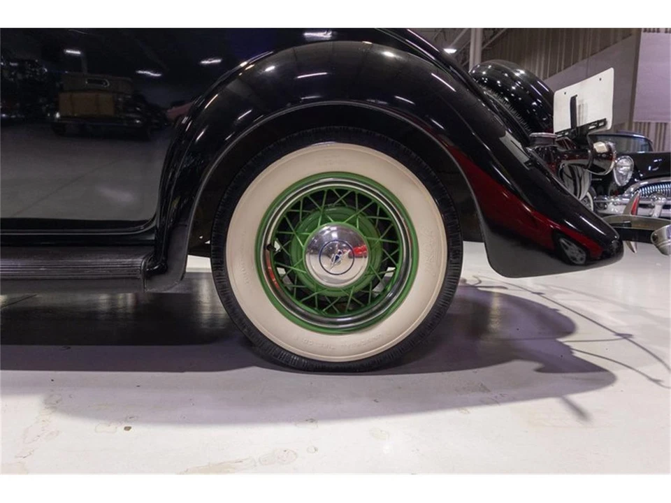 1935 Ford Model 48 & 68 - Image 24 of 31