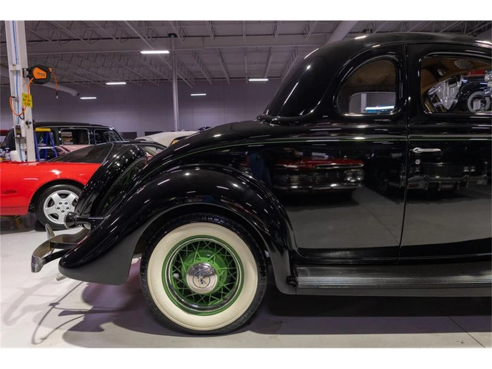 1935 Ford Model 48 & 68 - Image 25 of 31