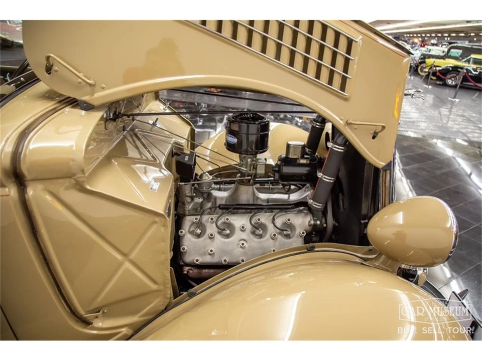 1935 Ford Model 48 & 68 - Image 6 of 31