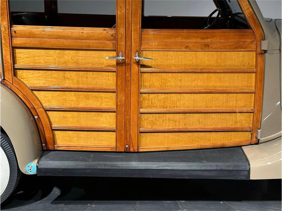 1935 Ford Model 48 & 68 - Image 29 of 31