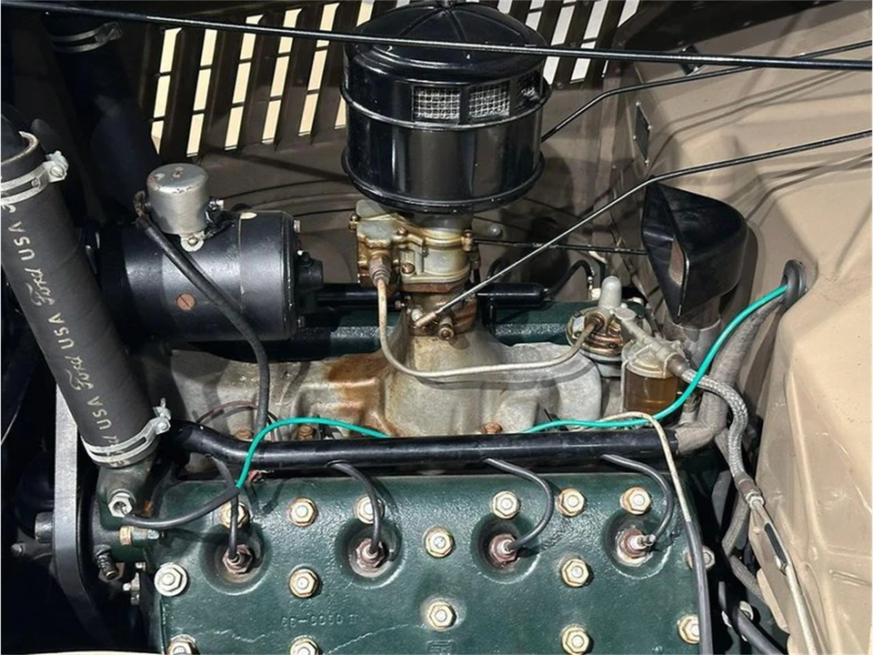 1935 Ford Model 48 & 68 - Image 20 of 31