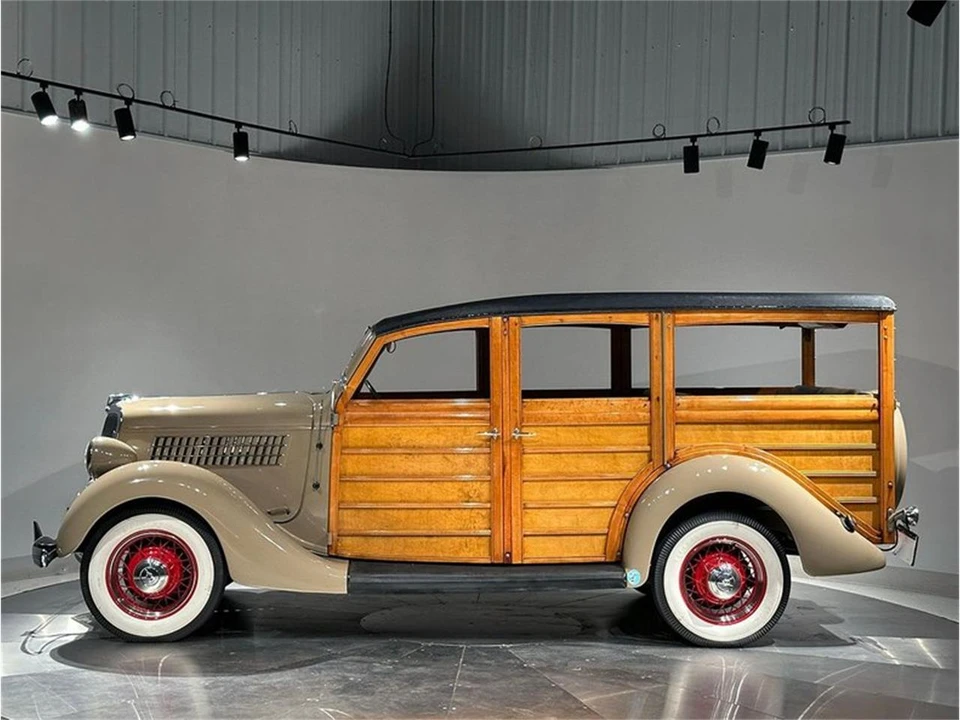 1935 Ford Model 48 & 68 - Image 9 of 31
