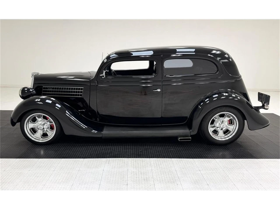 1935 Ford Model 48 & 68 - Image 2 of 31