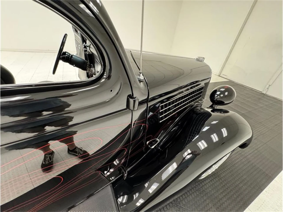 1935 Ford Model 48 & 68 - Image 30 of 31