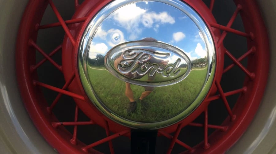 1935 Ford Model 48 & 68 - Image 10 of 10