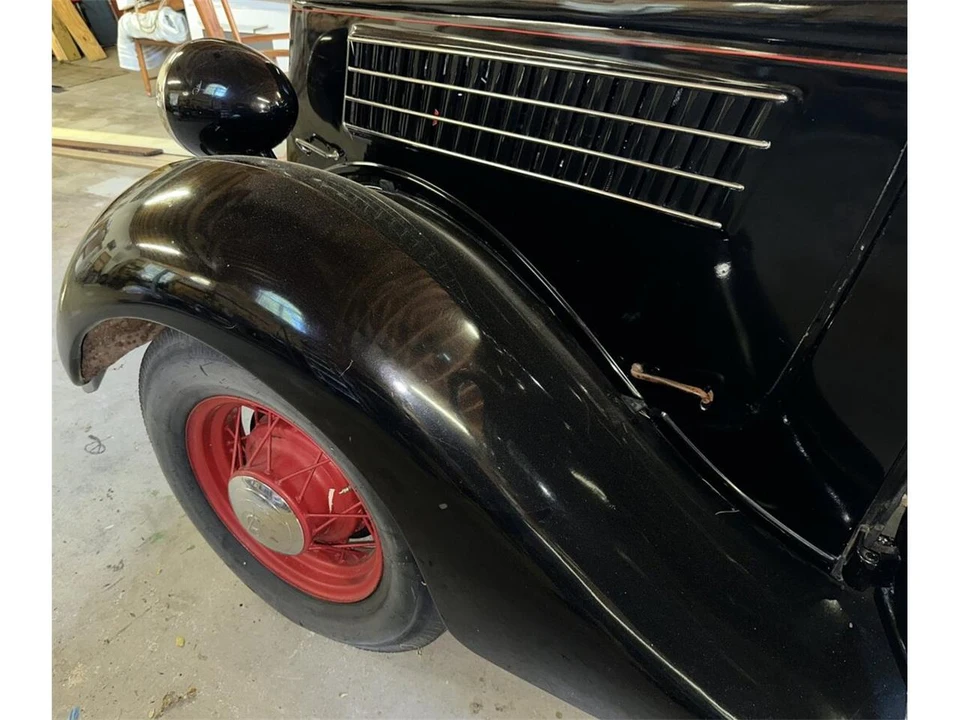 1935 Ford Model 48 & 68 - Image 29 of 31