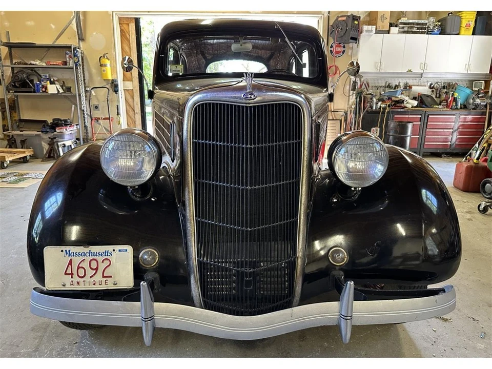 1935 Ford Model 48 & 68 - Image 6 of 31