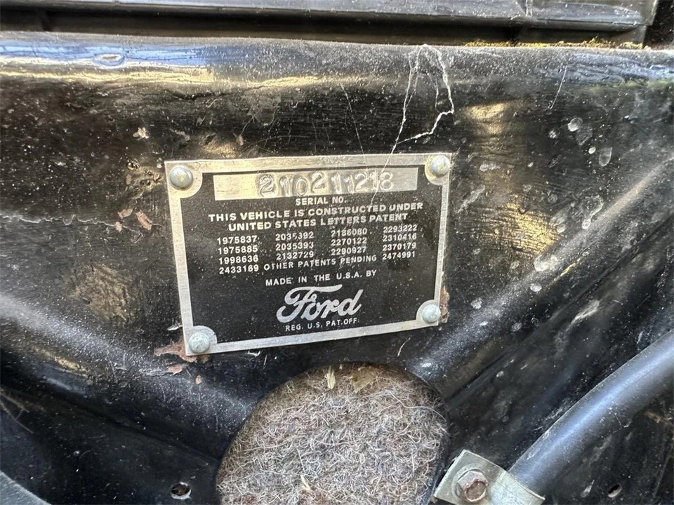 1935 Ford Model 48 & 68 - Image 24 of 31