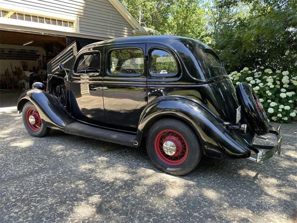 1935 Ford Model 48 & 68 - Image 30 of 31