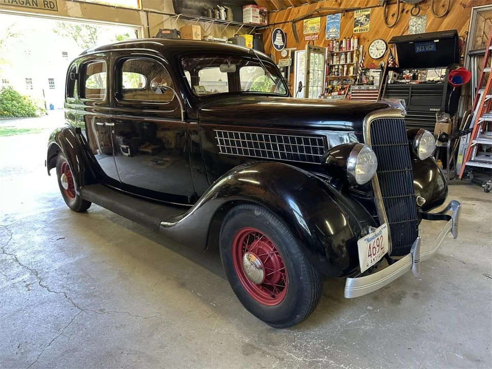 1935 Ford Model 48 & 68 - Image 4 of 31