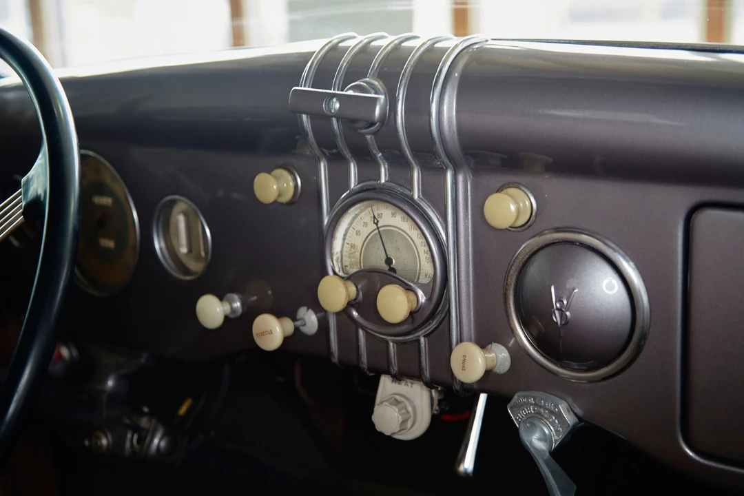 1935 Ford Model 48 & 68 - Image 18 of 31