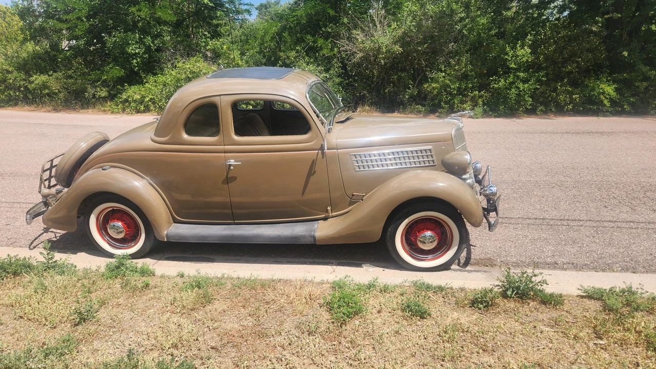 1935 Ford Model 48 & 68 - Image 13 of 31