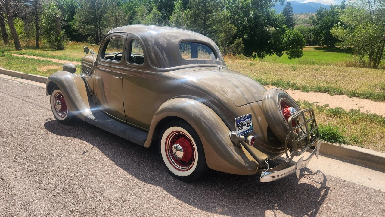 1935 Ford Model 48 & 68 - Image 7 of 31