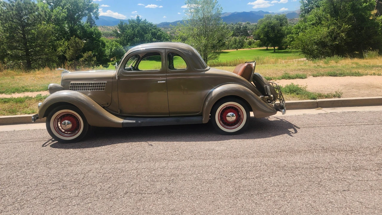 1935 Ford Model 48 & 68 - Image 6 of 31
